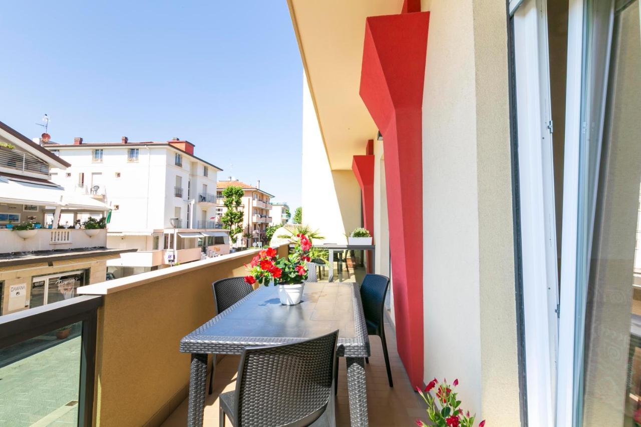 Residence Hotel Le Stelle Ріміні Екстер'єр фото