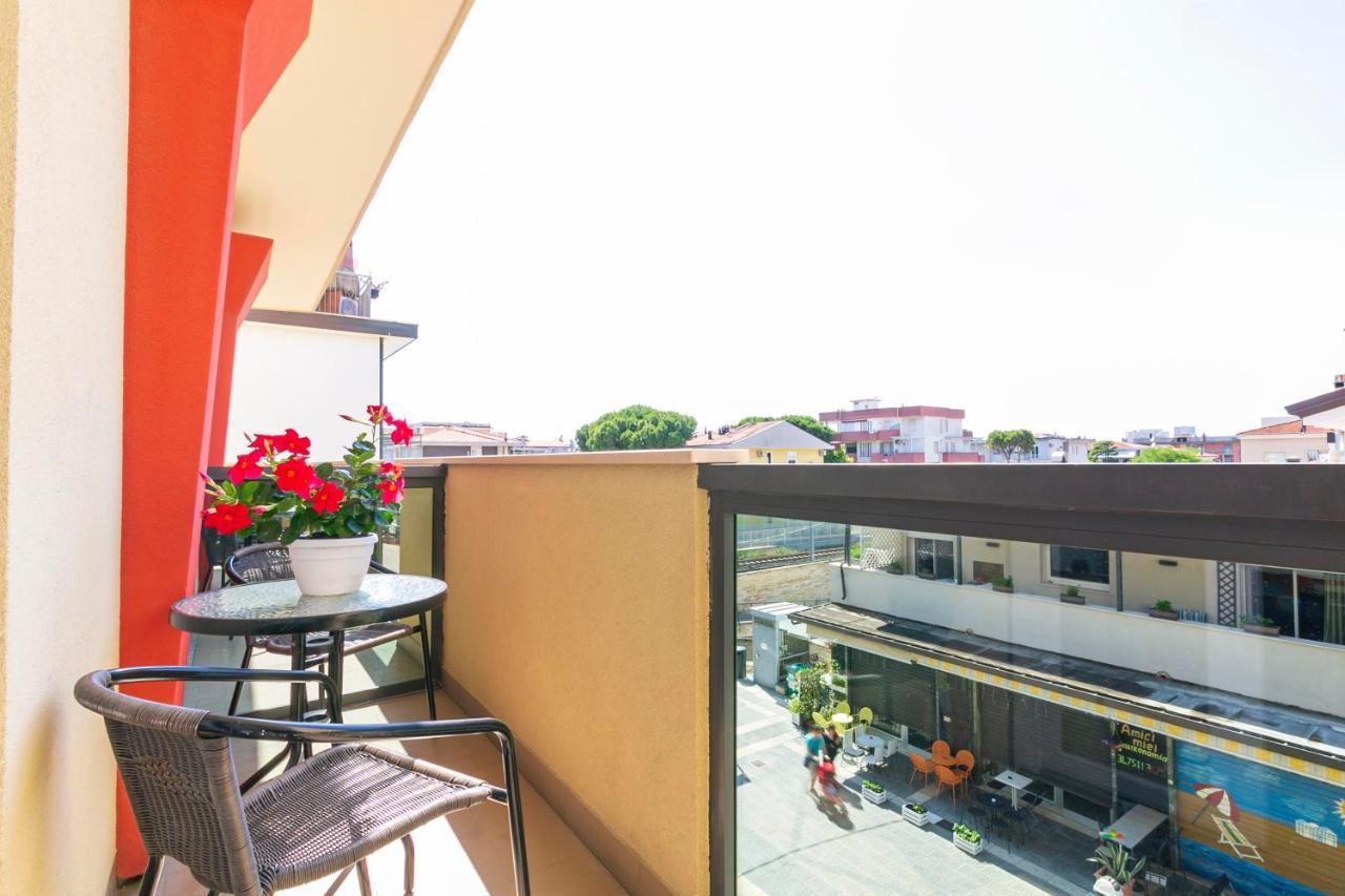 Residence Hotel Le Stelle Ріміні Екстер'єр фото